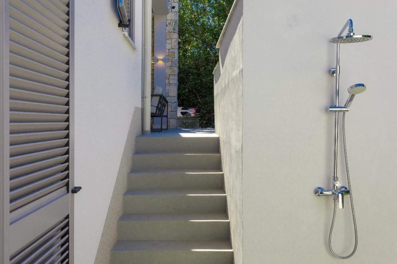 Casa Mia Apartments Premantura Exterior photo